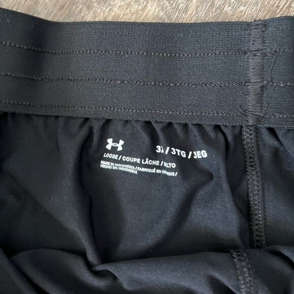 Under Armour Wome's Knit Shorts- Size 3X - Picture 4 of 8